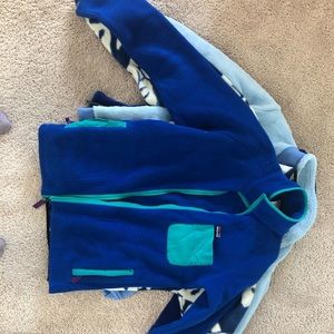 blue patagonia zip up